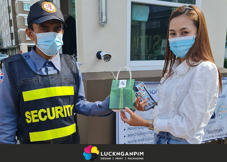 Business card delivery service from love printing